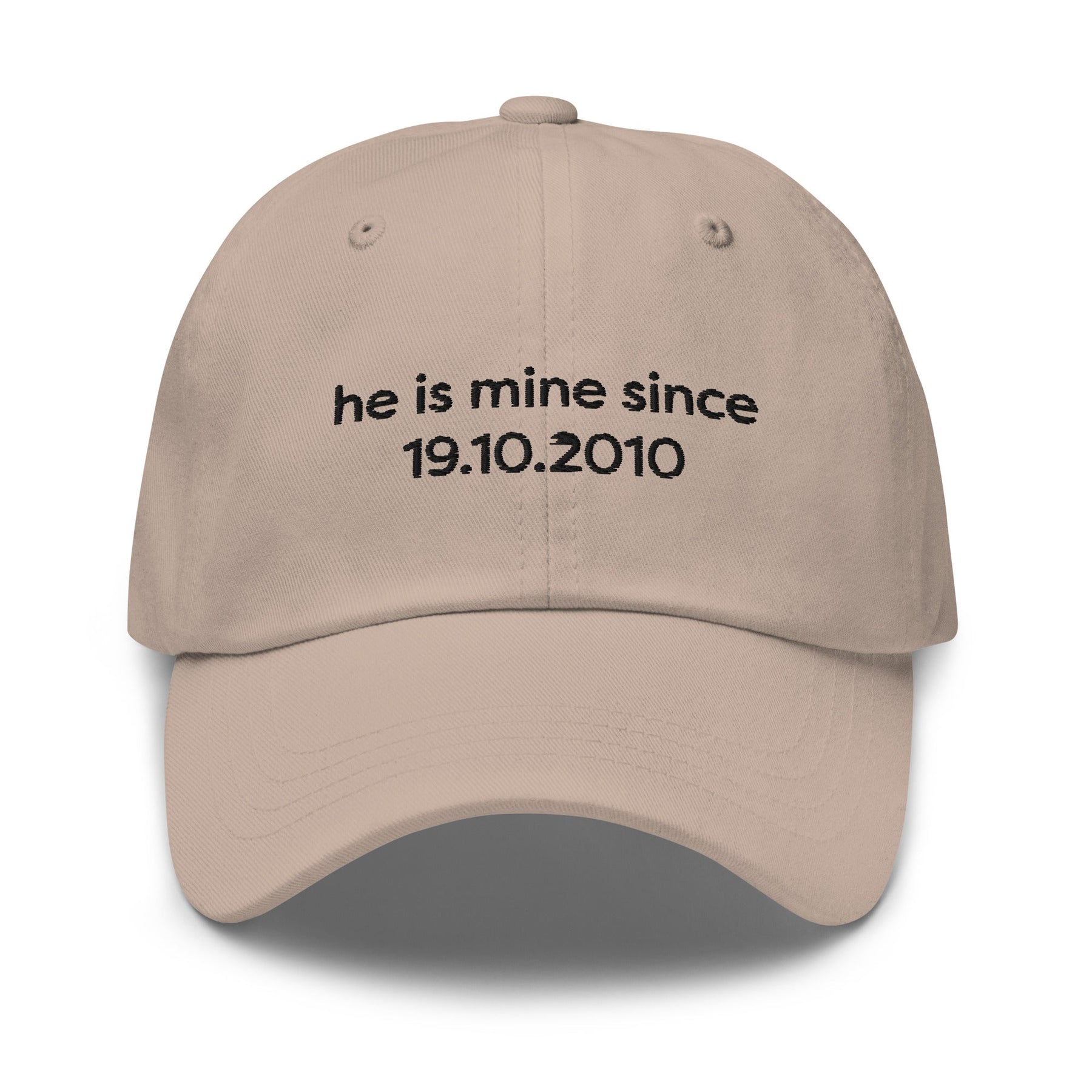 Casquette | He is mine + date Coeur Tendre