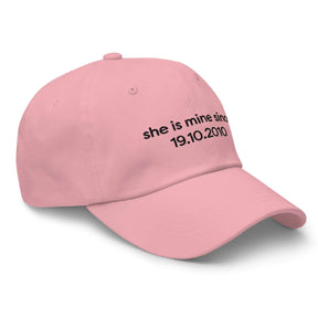 Casquette | She is mine + date Coeur Tendre