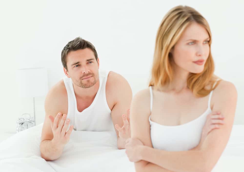 Amoureux pendant une dispute